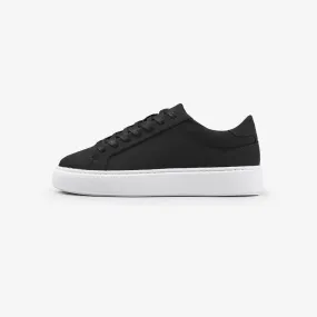 Premium Classic Trainer | Black White