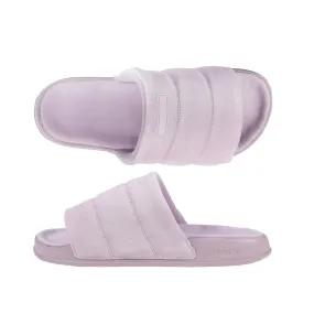 ADILETTE ESSENTIAL