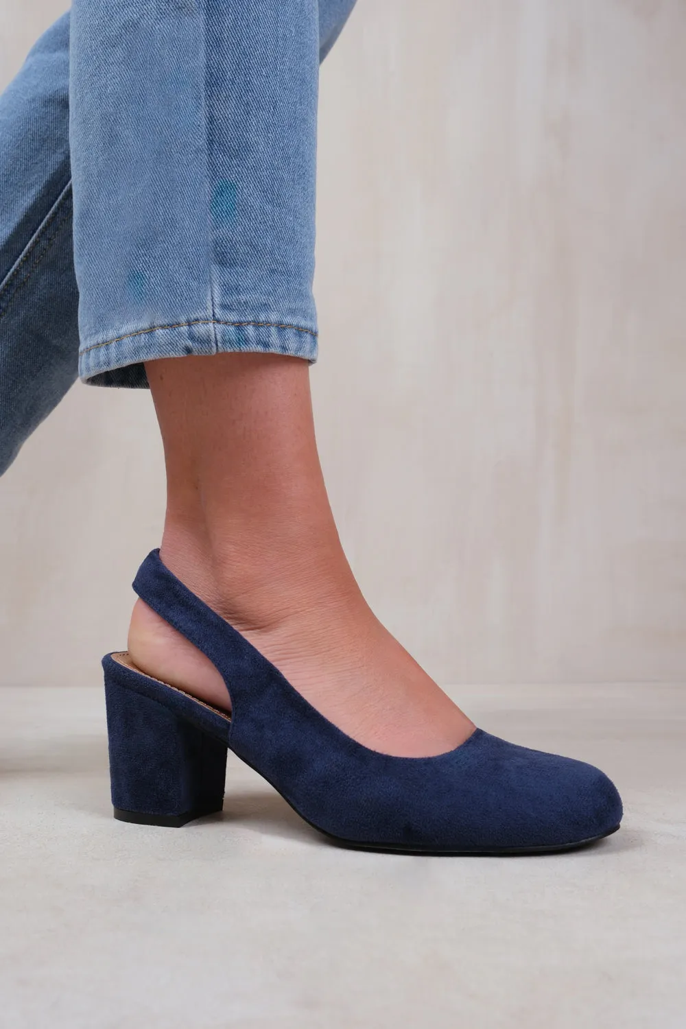 EDITH BLOCK HEEL SLINGBACK SHOES IN NAVY SUEDE