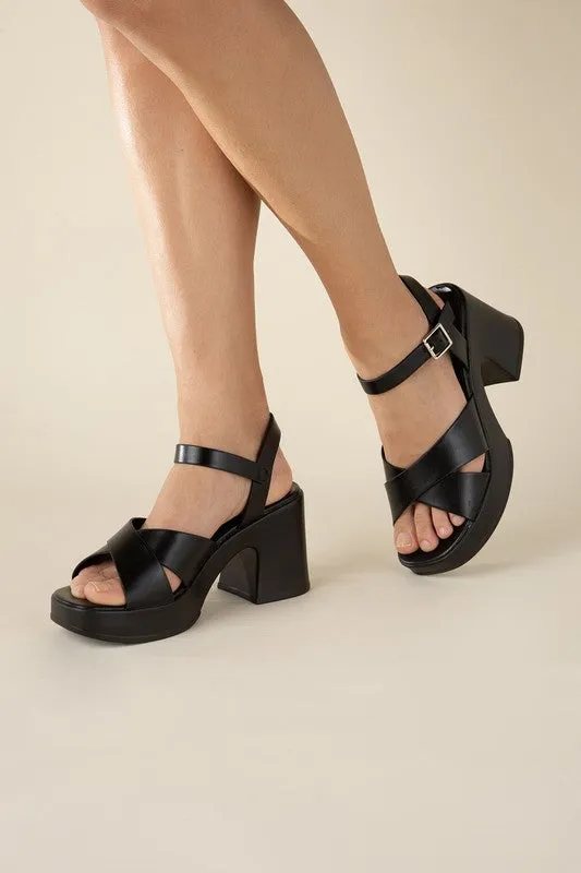 Heels - "Fortune Dynamic" CRISSCROSS SANDAL