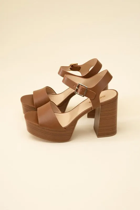 Heels - "Fortune Dynamic" Platform