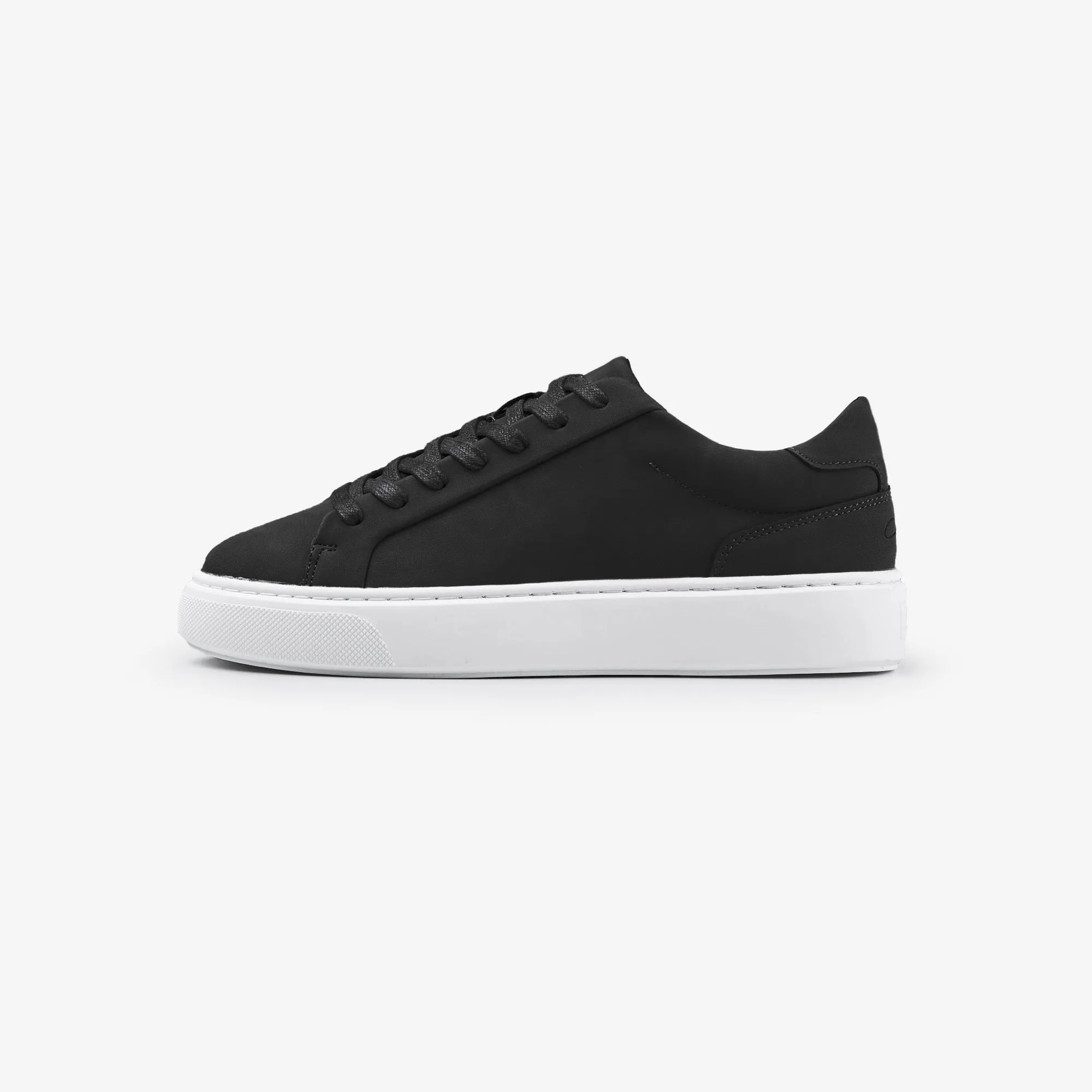 Premium Classic Trainer | Black White