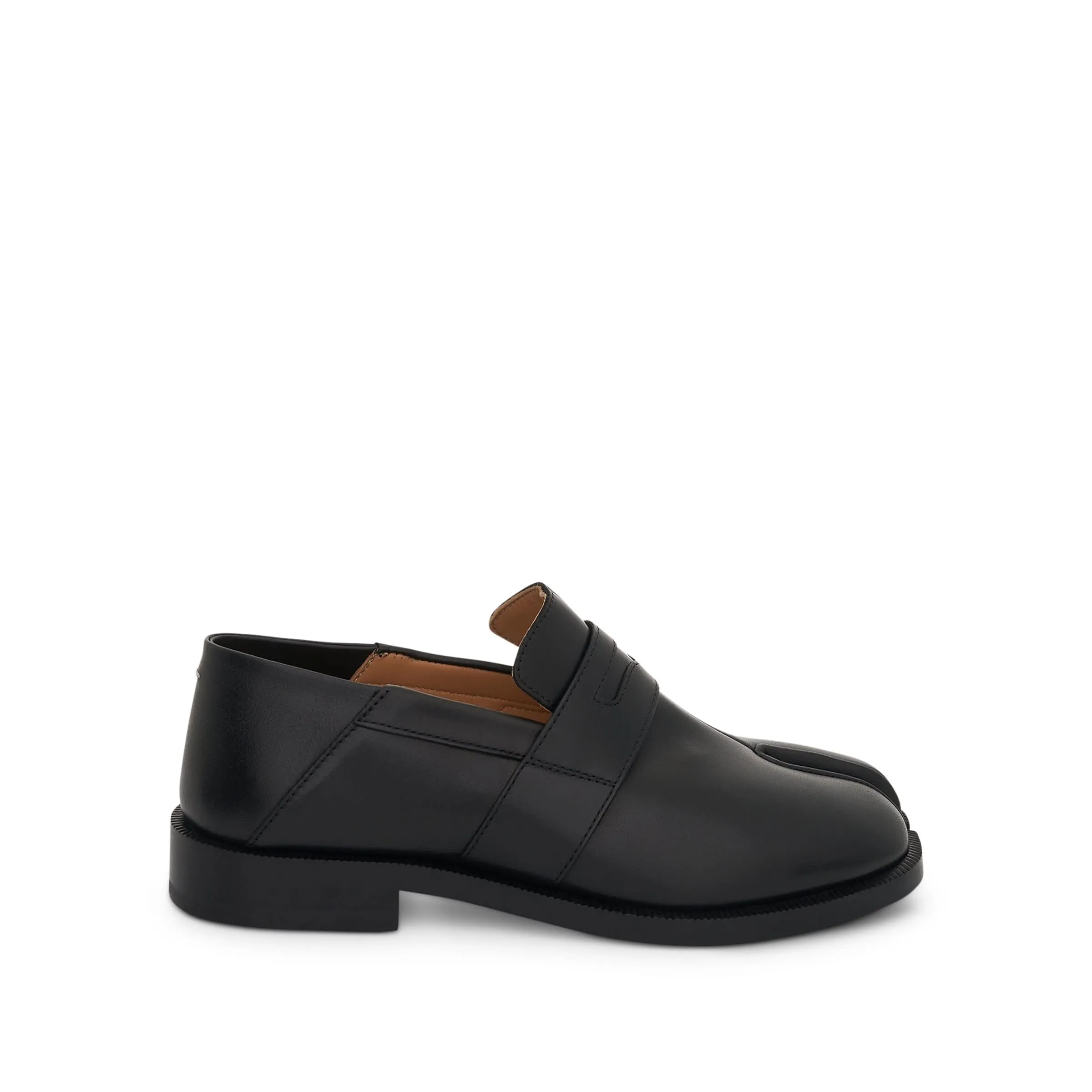 Tabi Loafer in Black