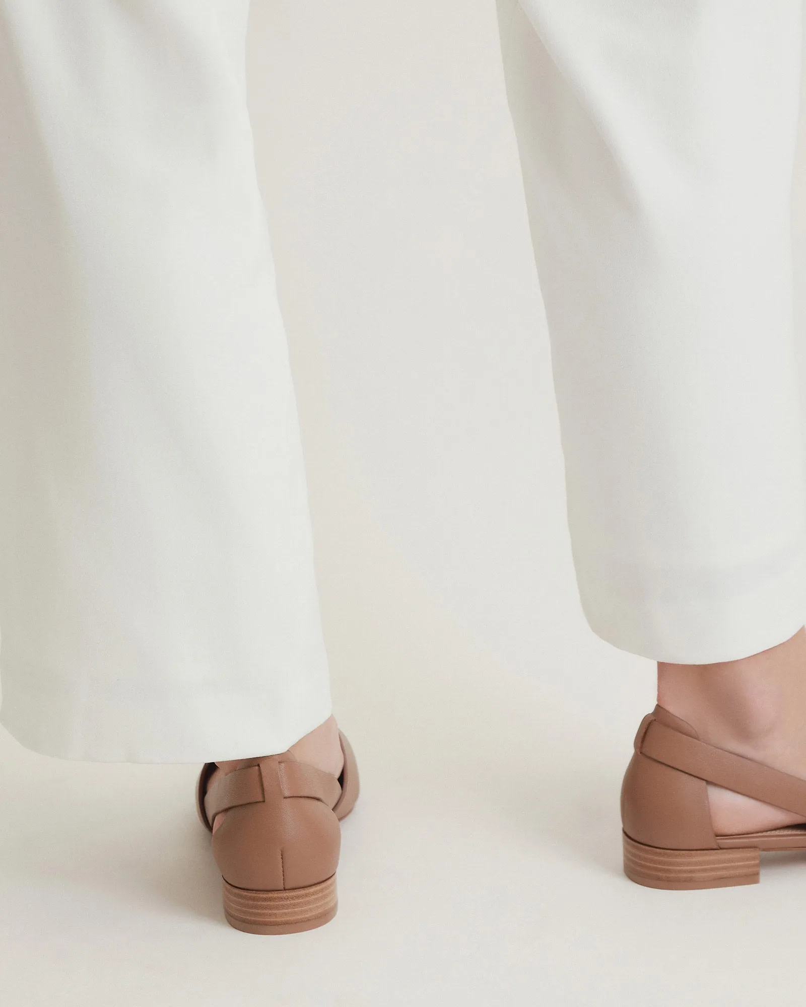 WILLA CASUAL FLATS CARAMEL LEATHER